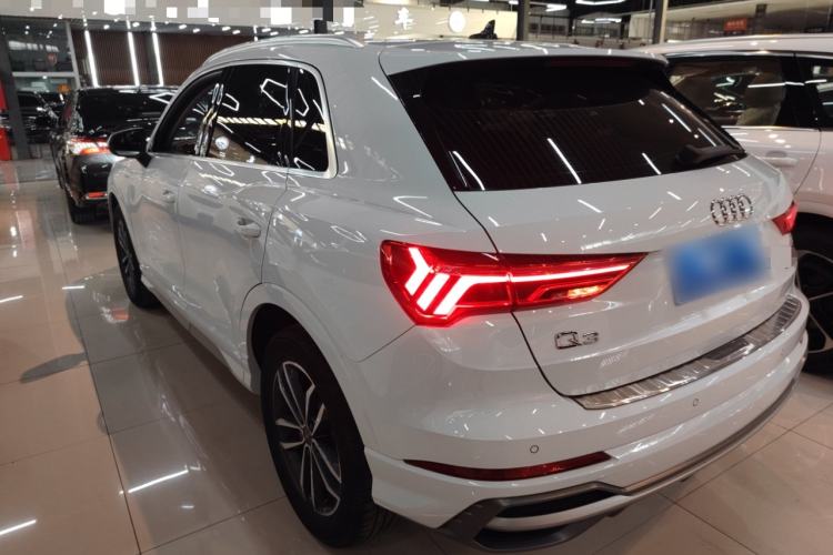 Used Audi Q3 2020 35 TFSI Ambition Dynamic Edition
