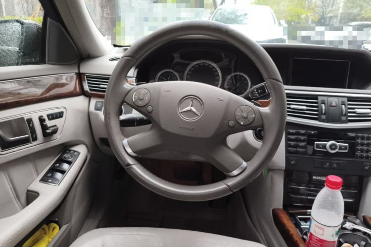 Used Mercedes-Benz E-Class 2012 E 300 L Elegant Model Steering Wheel
