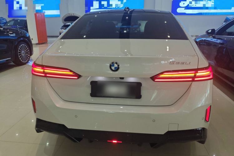 Used BMW 5 Series 2024 525Li M Sport Package
