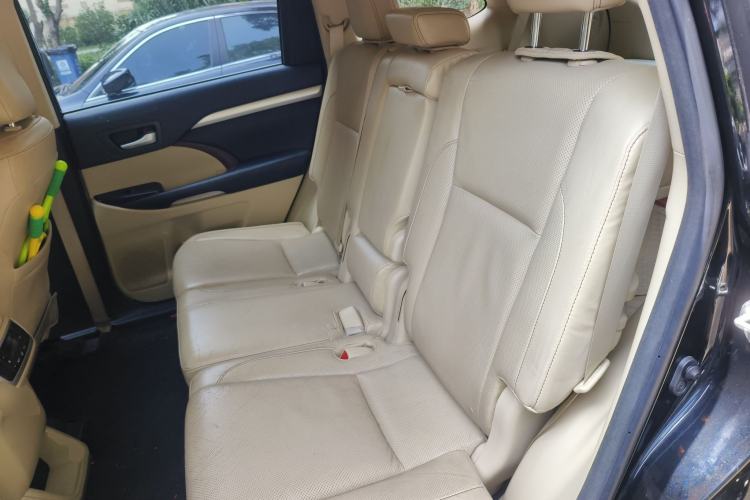 Used Toyota Highlander 2017 2.0T Four-Wheel Drive Luxury Edition 7 Seats