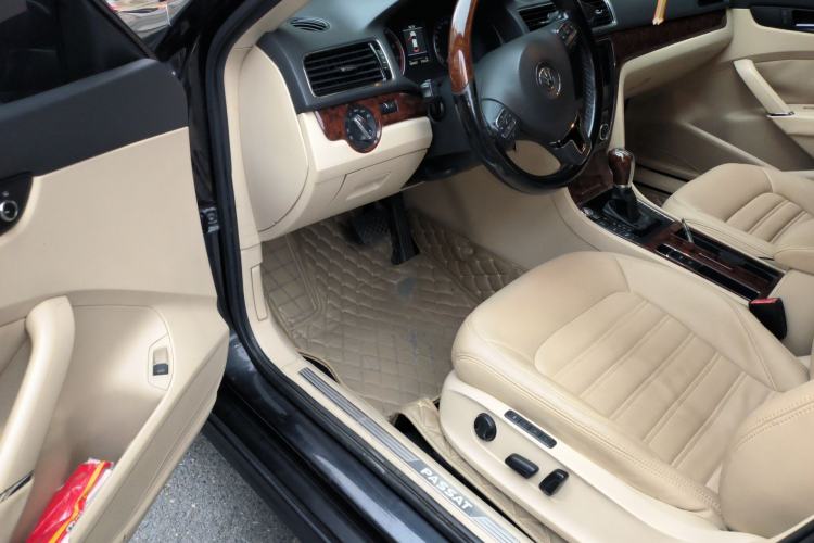 Used Volkswagen Passat 2013 1.8TSI DSG Ultimate Edition