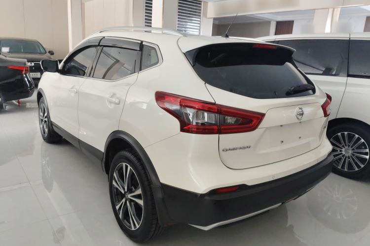 Used Nissan Qashqai 2021 2.0L CVT Luxury Edition Rear Left 45 Deg