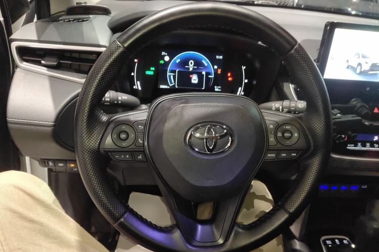 Used Toyota Corolla Cross 2024 2.0L Smart Electric Hybrid Dual-Engine Pioneer Edition