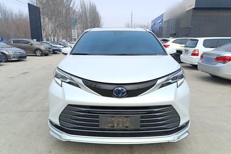 Used Toyota Sienna 2021 2.5L Hybrid Premium Edition
