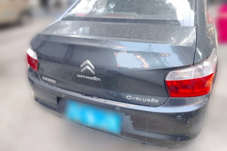 Used Citroen Elysee 2015 Zhishang Edition 1.6L Manual Fashion Model
