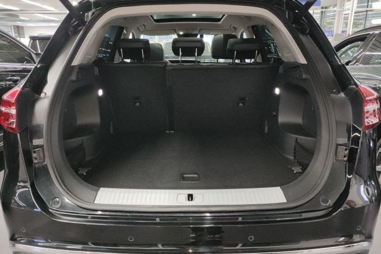 Used Hongqi HS5 2022 Revised Version 2.0T Smart Connect Flagship Edition Trunk