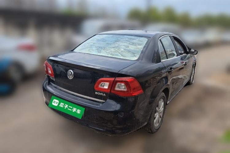 Used Volkswagen Bora 2012 1.6L Manual Comfort Model Rear Right 45 Deg