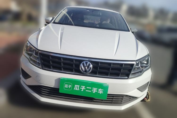 Used Volkswagen Jetta 2017 1.5L Manual Comfort Model
