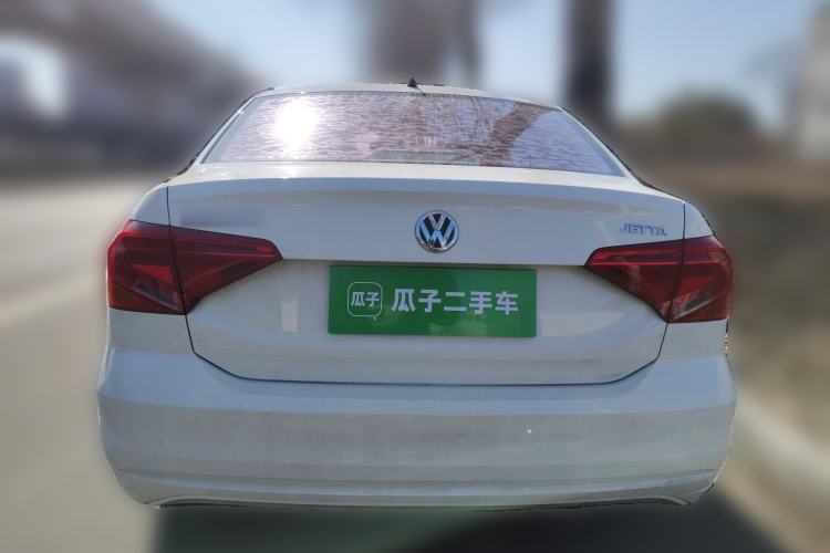 Used Volkswagen Jetta 2017 1.4L Manual Fashion Edition
