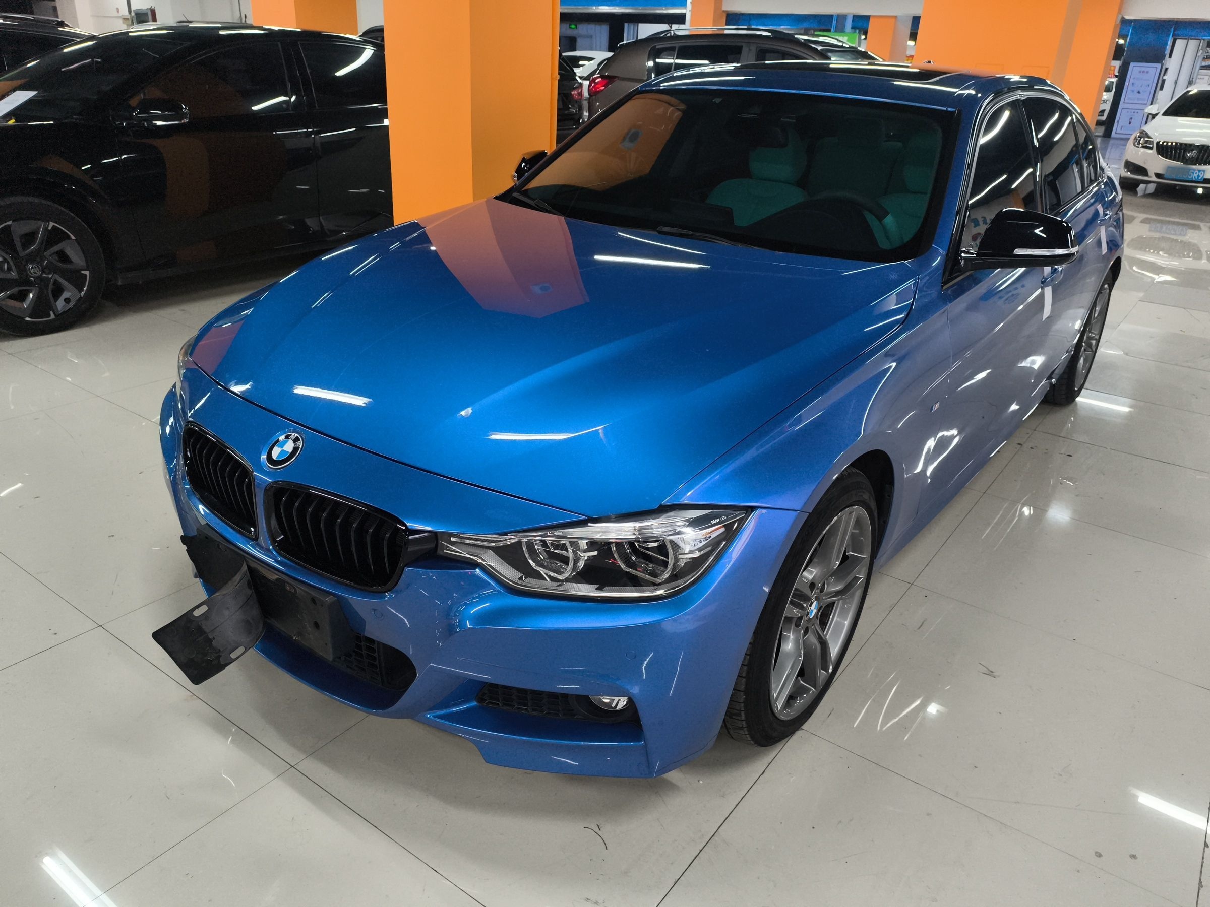 Parte inferior delantera