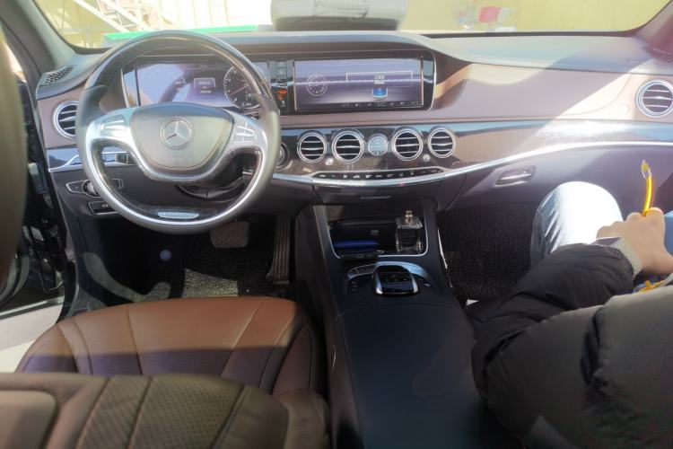 Used Mercedes-Benz S-Class 2014 S 320 L Luxury Model
