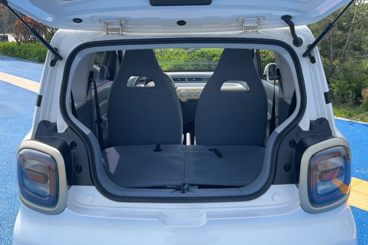 Used Bestune Pony 2024 170km Range Energizing Horse Trunk