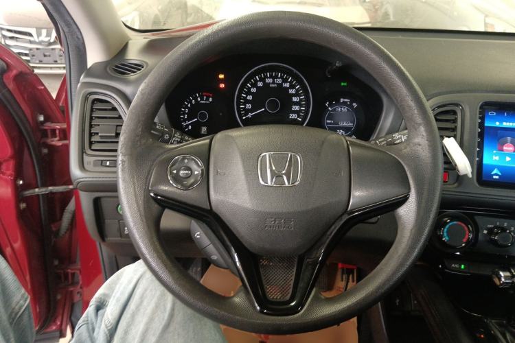 Used Honda Vezel 2015 1.5L CVT two-wheel drive Comfort trim Steering Wheel