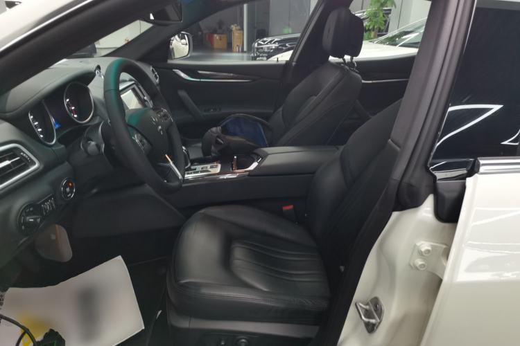 Used Maserati Ghibli 2014 3.0T Standard Edition
