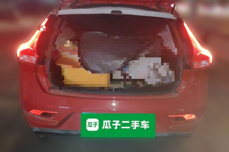 Used Volvo V40 2015 1.6T Zhiyi Edition