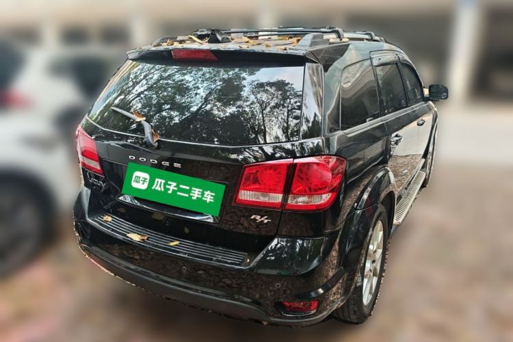 Used Dodge Journey 2013 2.4L Two-Wheel Drive Luxury Version Rear Right 45 Deg