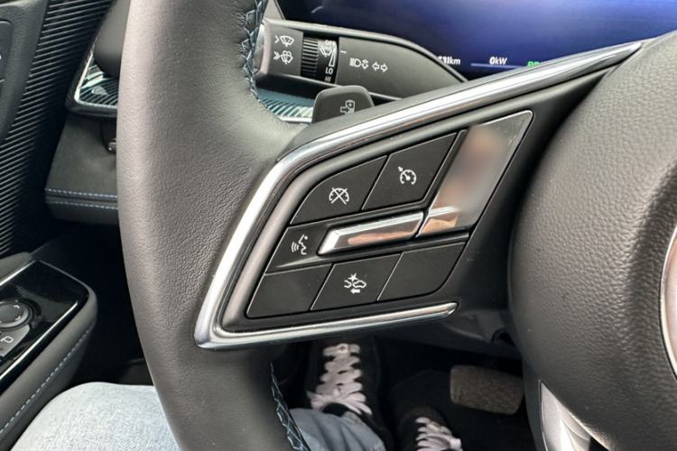 Used Buick E4 2023 Smart Edition Interior 6