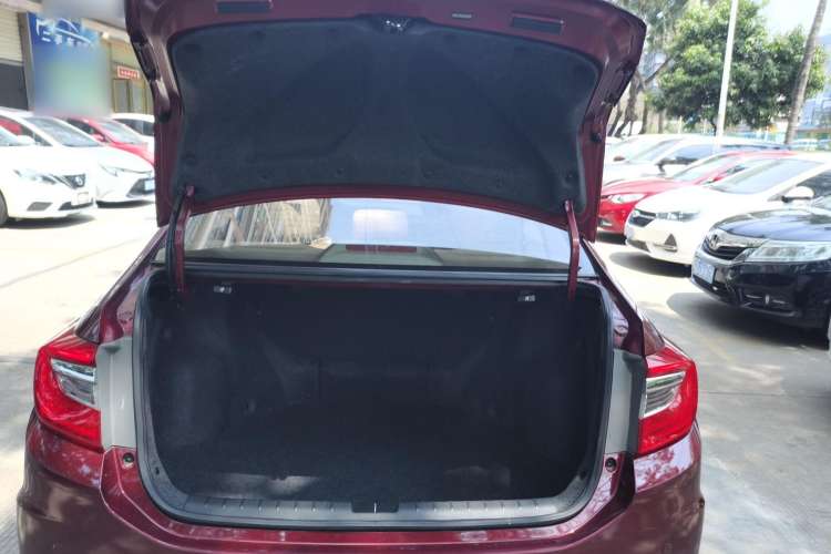 Used Honda Crider 2016 1.8L CVT Luxury Edition
