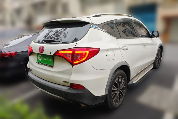 Used BYD Song New Energy 2017 Song DM 1.5TID All-Wheel Drive Luxury Model