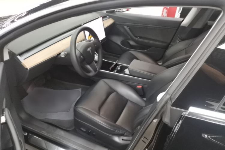 Used Tesla Model 3 2020 Long-Range Rear-Wheel-Drive Version
