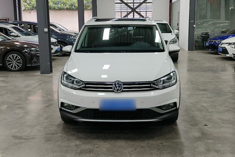 Used Volkswagen Touran 2018 Volkswagen Touran L 280TSI DSG Boundary Edition 7 Seats China VI Standard