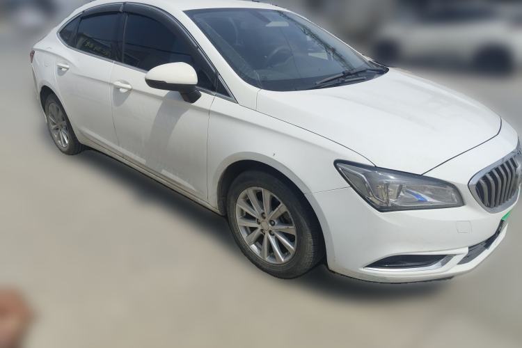 Used Buick Verano 2017 Sedan 20T Dual-Clutch Elite Model Front Right 45 Deg