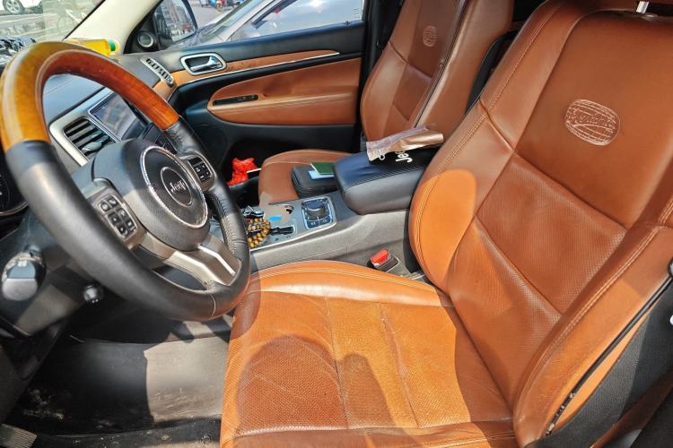 Used Jeep Grand Cherokee 2011 3.6L Flagship Edition