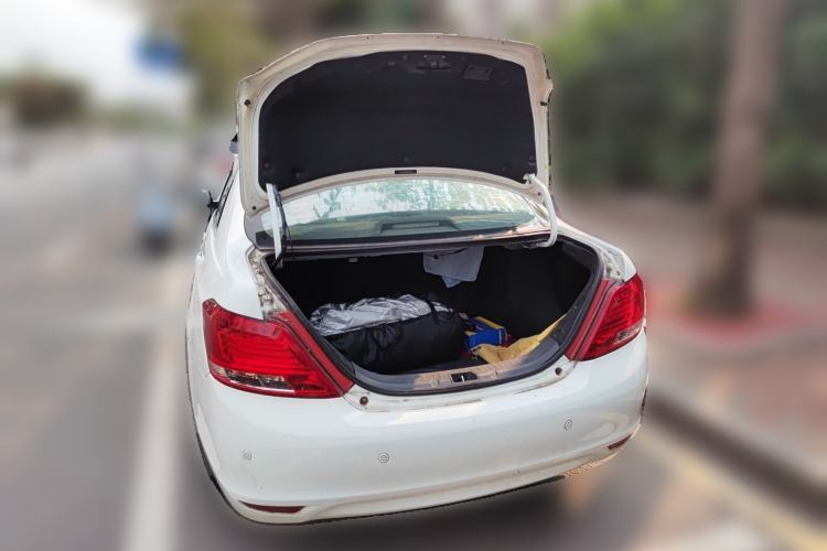 Used BYD Surui 2014 1.5L Manual Luxury Model Trunk