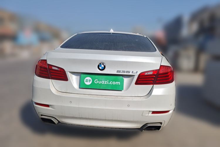 Used BMW 5 Series 2014 535Li Leading Model
