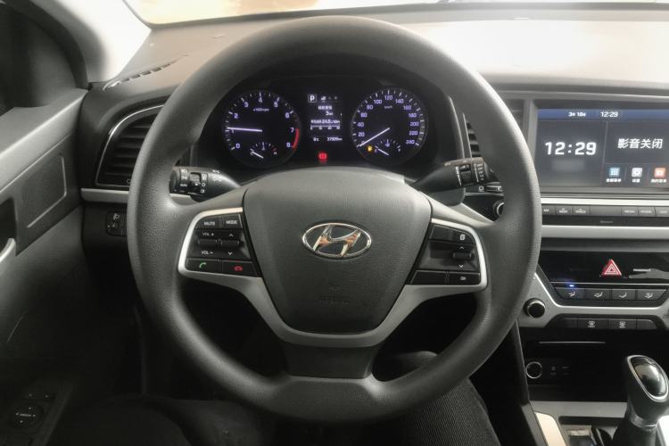 Used Hyundai Elantra (6th Generation / Lingdong) 2016 1.6L Automatic ZhiXuan – Elite Version
