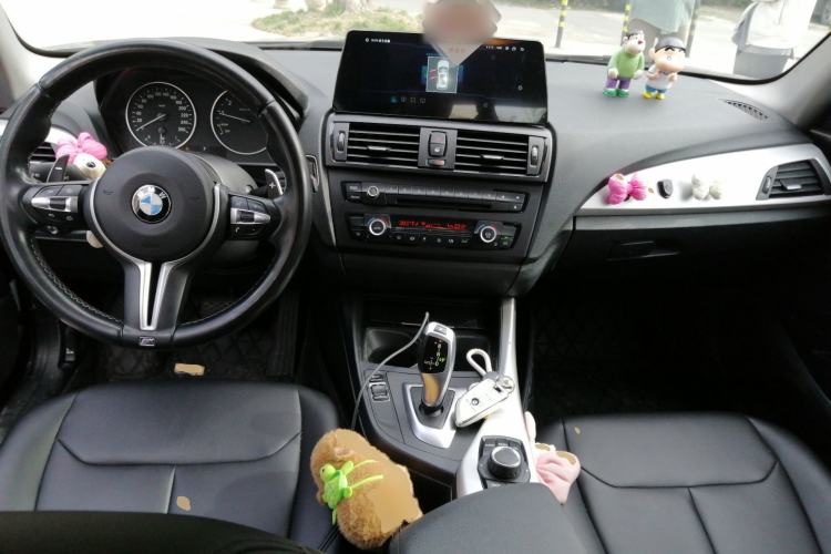 Used BMW 1 Series 2012 118i Leading Model Center Console