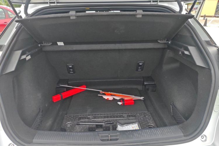 TDK.VehicleDetails.img