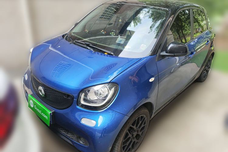 Used smart forfour 2018 0.9T 66 kW Pioneer Edition