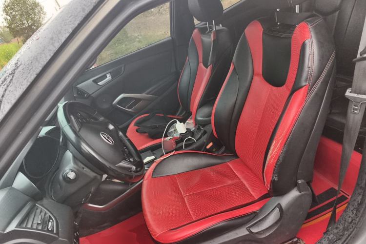 Used Hyundai Veloster 2012 1.6T Automatic Luxury Edition Left Front Seat