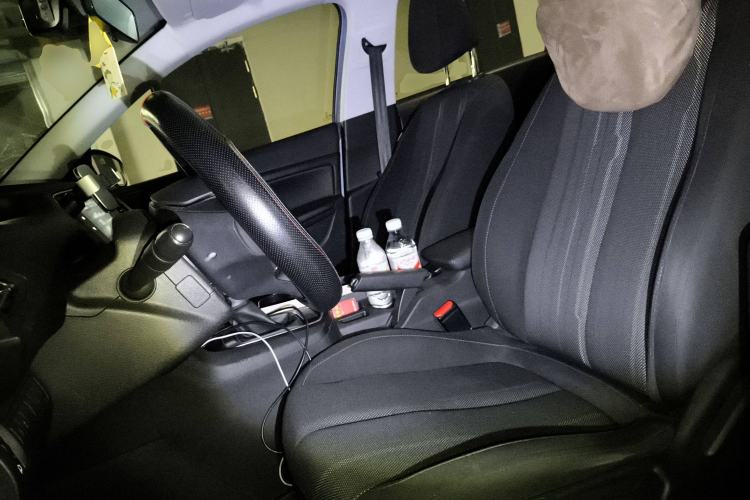 Used Peugeot 308S 2015 1.2T Automatic Jingchi Edition Left Front Seat