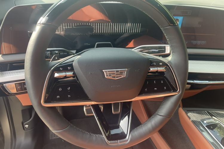 Used Cadillac OPTIQ 2024 Four-Wheel Drive Long-Range Version
