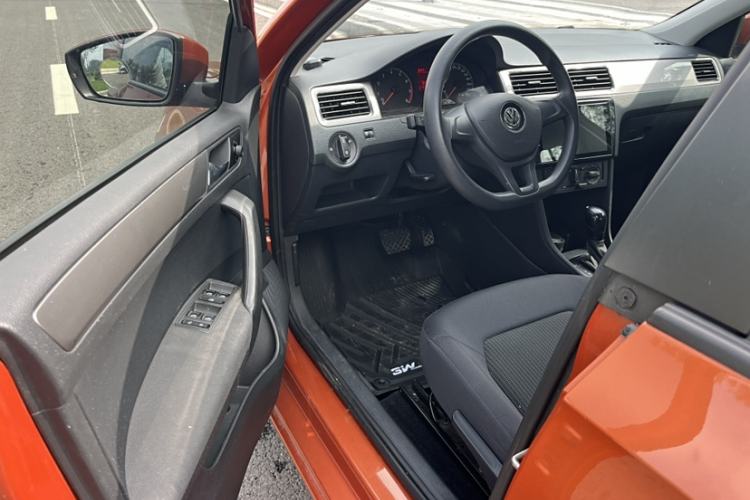 Used Volkswagen Santana 2015 Haval H6 1.6L Automatic Luxury Model
