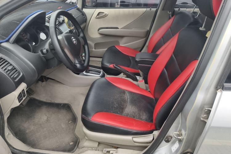 Used Everus S1 2014 1.3L Automatic Comfort Edition