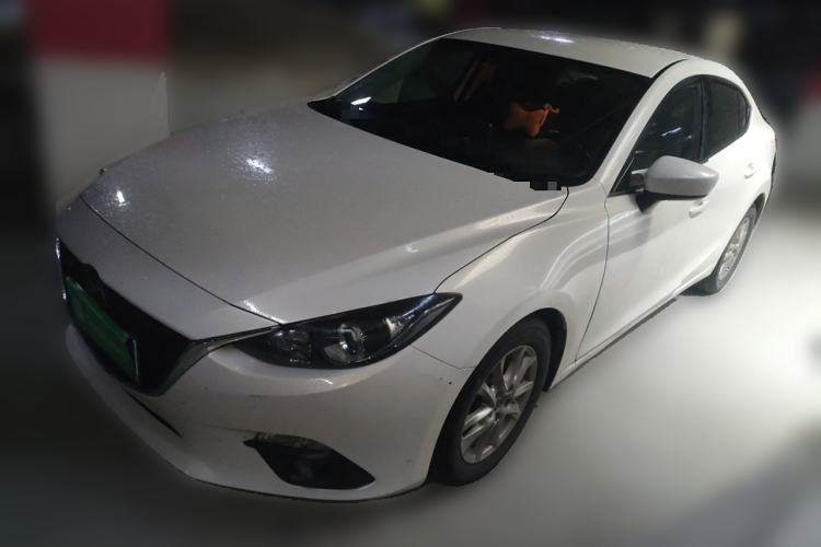 Used Mazda 3 Axela 2016 Sedan 1.5L Manual Comfort Model