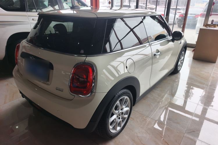 Used MINI 2021 1.5T ONE Exterior 4