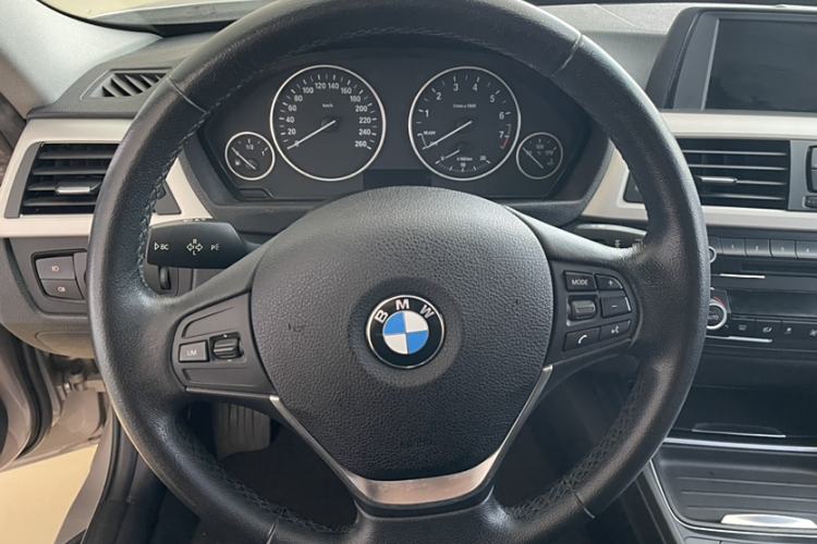 Used BMW 3 Series 2015 320Li Fashion Model