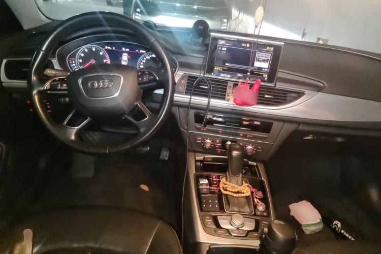 Used Audi A6L 2017 30 FSI Technology Model Center Console