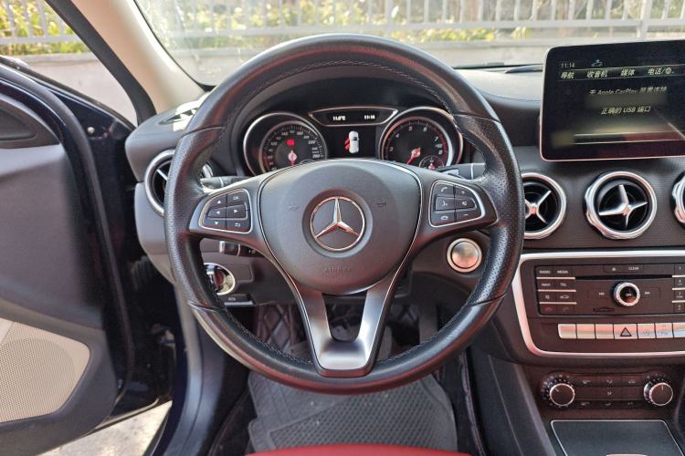 Used Mercedes-Benz GLA 2017 GLA 200 Fashion Model