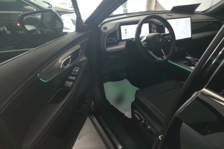 Used GAC Trumpchi GS8 2025 Linghang Series 2.0 TGDI Two-Wheel-Drive Luxury Edition 5 Seats
