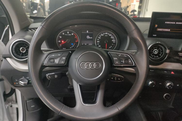 Used Audi Q2L 2021 35 TFSI Progressive Dynamic Edition Steering Wheel