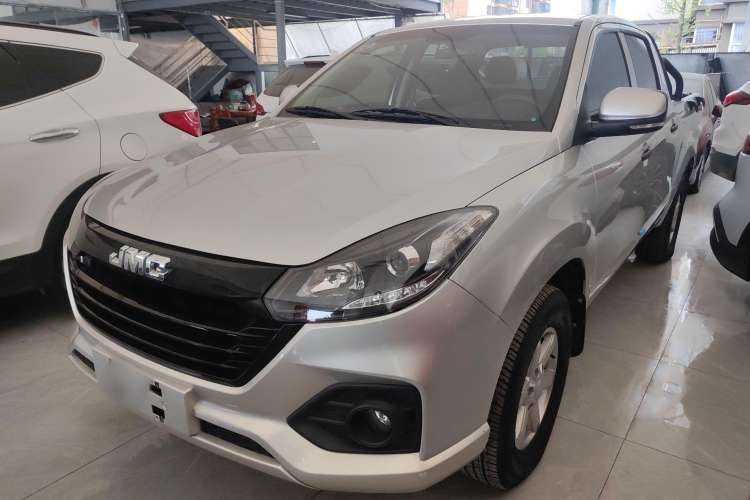 Used JMC Baodian 2022 2.5T Diesel Two-Wheel-Drive Comfort Edition Standard Wheelbase JX4D25A6L
