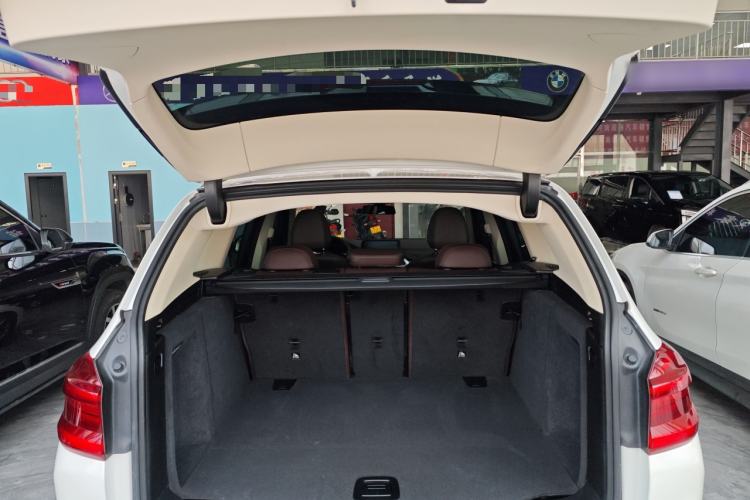 Used BMW X3 2020 xDrive25i M Sport Package Trunk