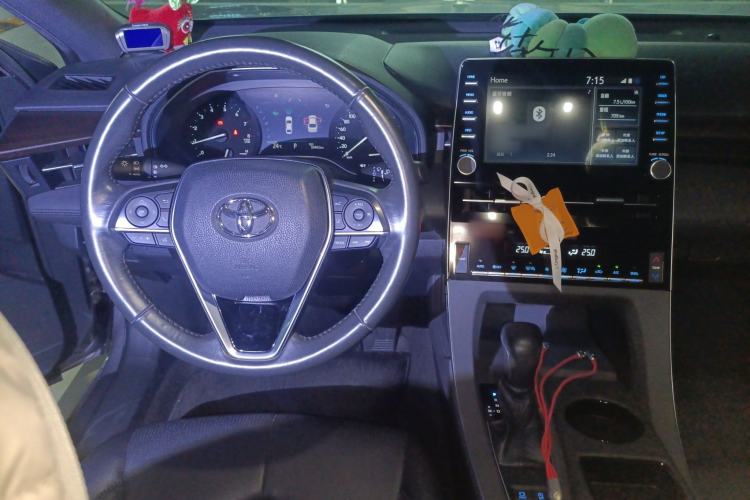 Used Toyota Avalon 2019 2.0L Luxury Edition China VI Standard
