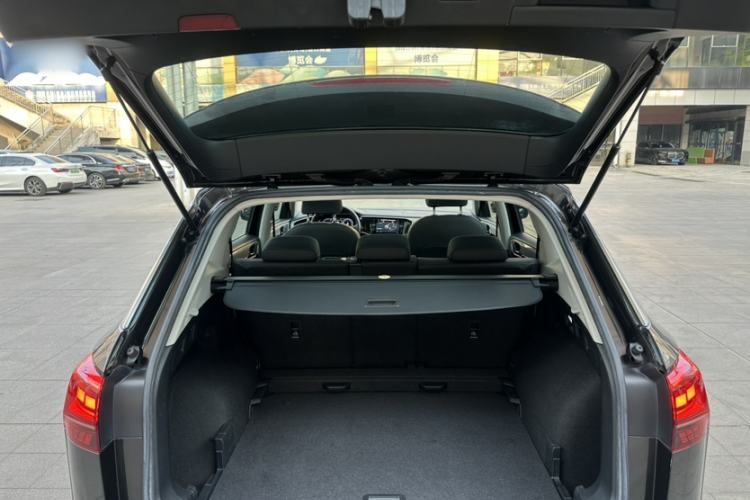 Used Volkswagen Tayron 2019 330TSI Two-Wheel-Drive Luxury Plus China VI Standard
