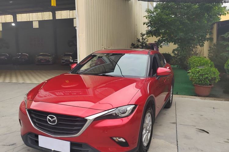 Used Mazda CX-4 2018 2.0L Automatic Two-Wheel Drive Blue Sky Dynamic Version China V Standard Front Left 45 Deg